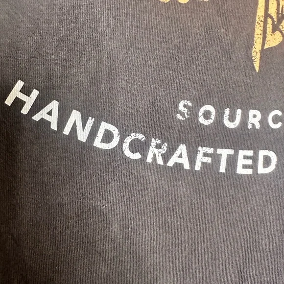 Schitts Creek tee - size Medium - Picture 4 of 5